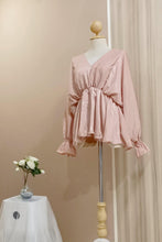 Load image into Gallery viewer, Silky Gathered Kimono Blouse - Samiha Apparels