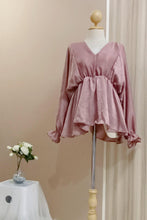 Load image into Gallery viewer, Silky Gathered Kimono Blouse - Samiha Apparels