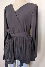 Load image into Gallery viewer, Fancy western Tops Hani ( Instock) - Samiha Apparels