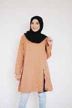 Load image into Gallery viewer, Slit tunic Farhana (Instock) - Samiha Apparels