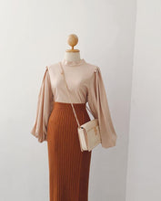 Load image into Gallery viewer, Balloon Sleeve Top - Samiha Apparels