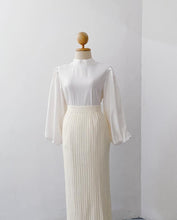 Load image into Gallery viewer, Balloon Sleeve Top - Samiha Apparels