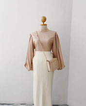Load image into Gallery viewer, Balloon Sleeve Top - Samiha Apparels