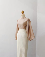 Load image into Gallery viewer, Balloon Sleeve Top - Samiha Apparels
