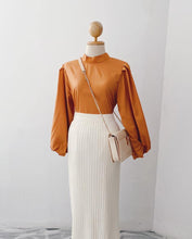 Load image into Gallery viewer, Balloon Sleeve Top - Samiha Apparels