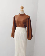 Load image into Gallery viewer, Balloon Sleeve Top - Samiha Apparels