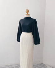 Load image into Gallery viewer, Balloon Sleeve Top - Samiha Apparels