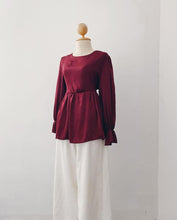 Load image into Gallery viewer, Silky Dolly Top - Samiha Apparels