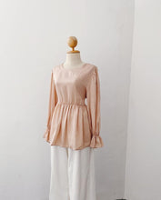 Load image into Gallery viewer, Silky Dolly Top - Samiha Apparels