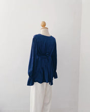 Load image into Gallery viewer, Silky Dolly Top - Samiha Apparels