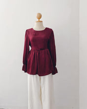 Load image into Gallery viewer, Silky Dolly Top - Samiha Apparels