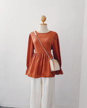 Load image into Gallery viewer, Silky Dolly Top - Samiha Apparels