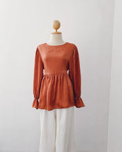 Load image into Gallery viewer, Silky Dolly Top - Samiha Apparels