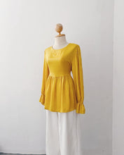 Load image into Gallery viewer, Silky Dolly Top - Samiha Apparels