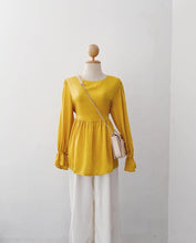 Load image into Gallery viewer, Silky Dolly Top - Samiha Apparels