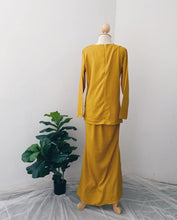 Load image into Gallery viewer, Amber Grace - Tops & Skirt - Samiha Apparels