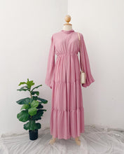 Load image into Gallery viewer, Balloon Sleeve Tiered Maxi Dress 2.0