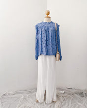 Load image into Gallery viewer, Ruffle Neck Polka Top's