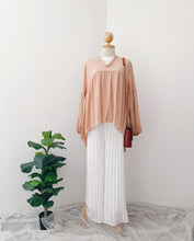 Load image into Gallery viewer, Seer Babydoll Top