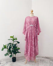 Load image into Gallery viewer, Brukat Kaftan Version 2.0