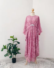 Load image into Gallery viewer, Brukat Kaftan Version 2.0