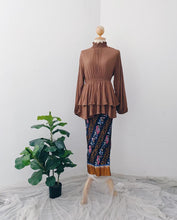 Load image into Gallery viewer, Layer Peplum Top & Skirt