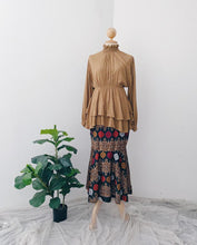 Load image into Gallery viewer, Layer Peplum Top & Skirt