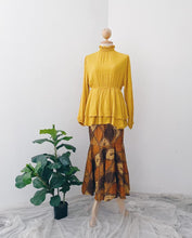 Load image into Gallery viewer, Layer Peplum Top & Skirt