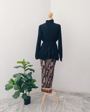 Load image into Gallery viewer, Layer Peplum Top & Skirt