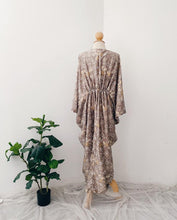 Load image into Gallery viewer, Floral Kaftan Dress Manasah V .2