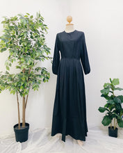 Load image into Gallery viewer, Saha Ruffle Maxi Dress