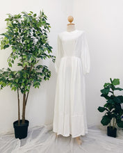 Load image into Gallery viewer, Saha Ruffle Maxi Dress