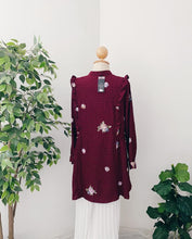 Load image into Gallery viewer, Florida Embroidery Top's