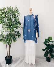 Load image into Gallery viewer, Florida Embroidery Top's