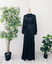 Load image into Gallery viewer, Silky Maxi Dress - Dijha
