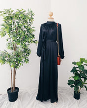 Load image into Gallery viewer, Silky Maxi Dress - Dijha