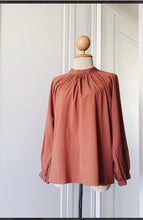 Load image into Gallery viewer, Plain Raglan Top - Samiha Apparels