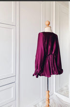 Load image into Gallery viewer, Silky Gathered Kimono Blouse - Samiha Apparels
