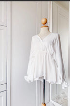 Load image into Gallery viewer, Silky Gathered Kimono Blouse - Samiha Apparels