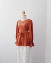 Load image into Gallery viewer, Silky Dolly Top - Samiha Apparels
