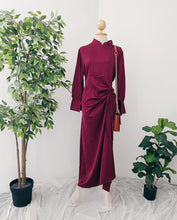 Load image into Gallery viewer, Silky 2 in 1 Maxi Dress
