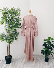 Load image into Gallery viewer, Silky 2 in 1 Maxi Dress
